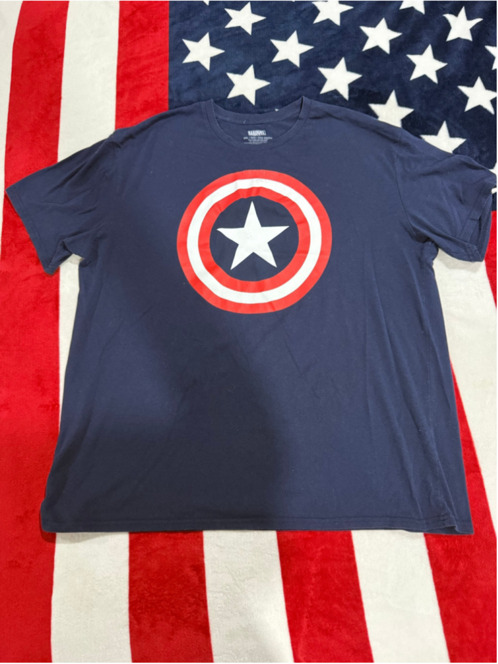Men's Marvel Captain America Shield Graphic Tee Blue Red Size XXL